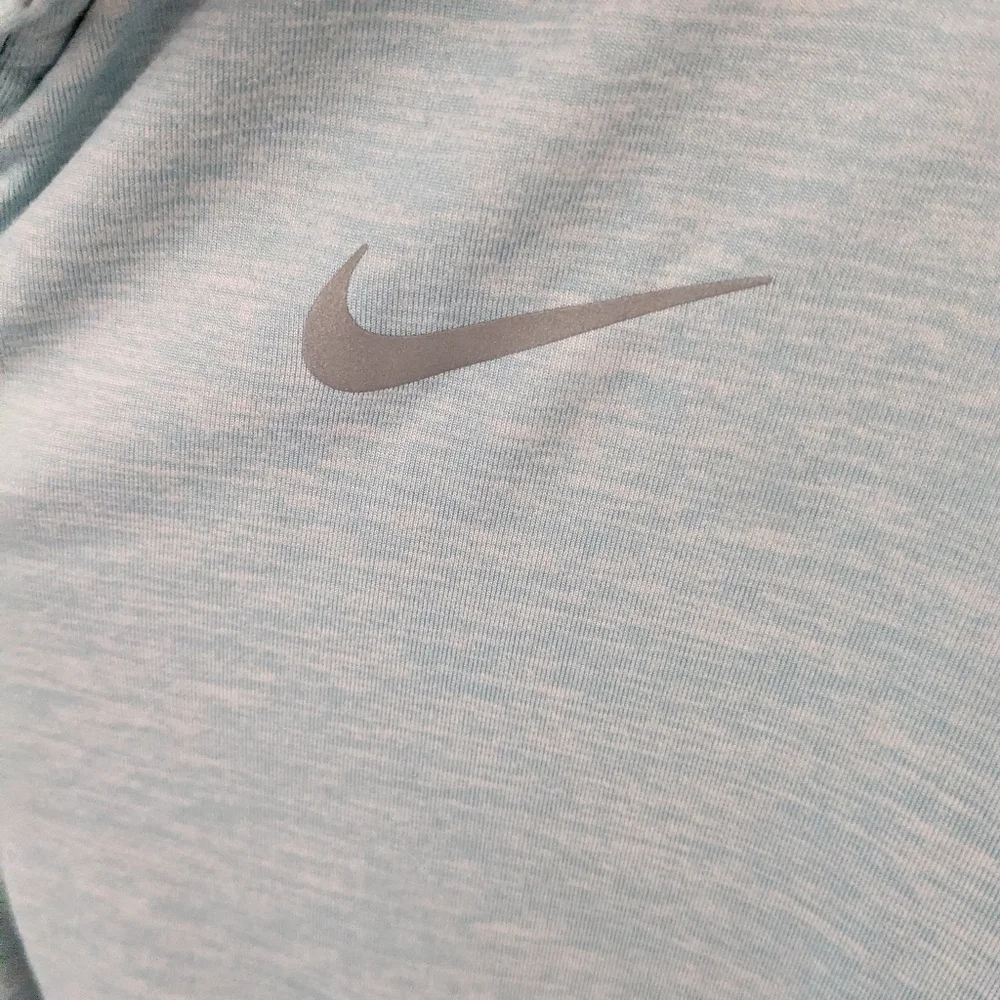 Nike Dri-FIT 1/2 Zip Running Pullover – Light Blue